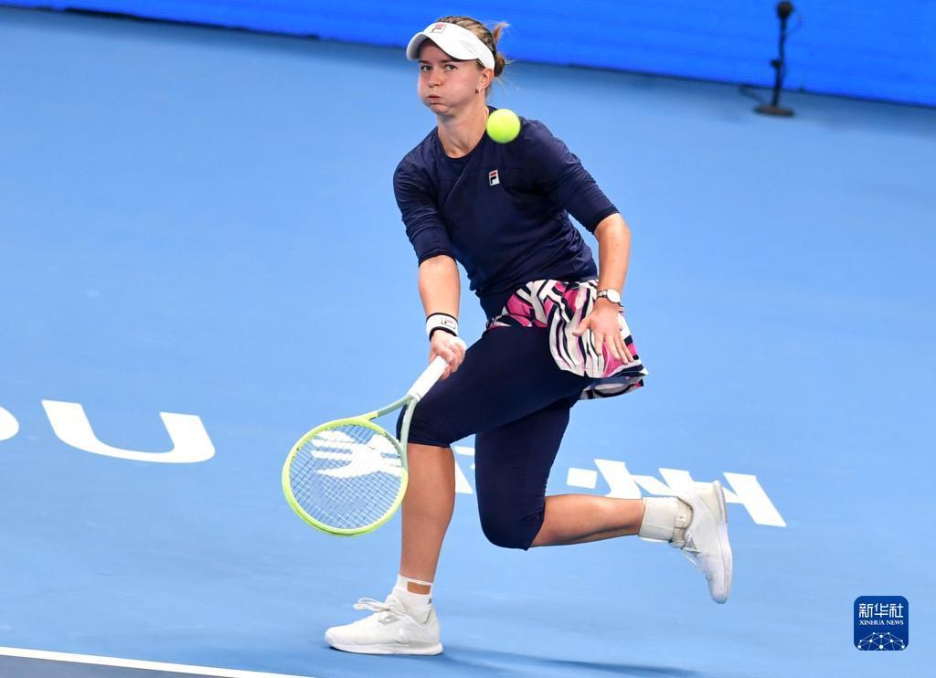 一个对外界 一个对外界