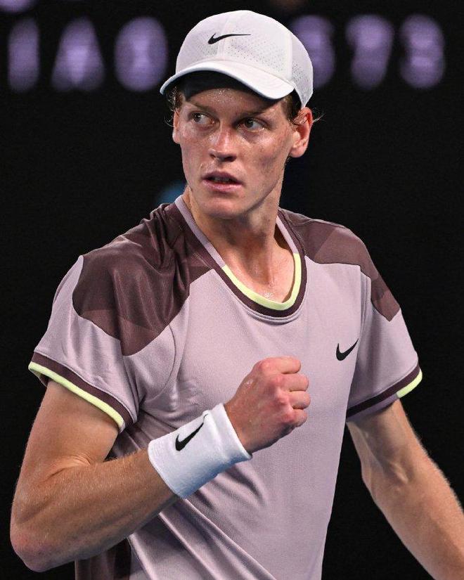 阿尔瓦雷斯 阿尔瓦雷斯